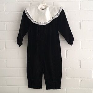 Toddler Girl Classic 1990 Black Velvet Romper With White Collar Size 2T